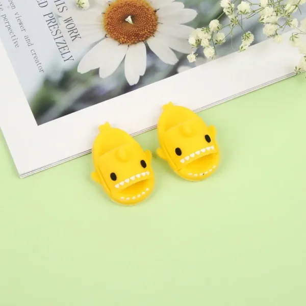 17cm Cute Yellow Shark Shoes for Labubu Dolls - Handmade Plush Shoes with Shark Teeth Design | Labubu Doll Accessories